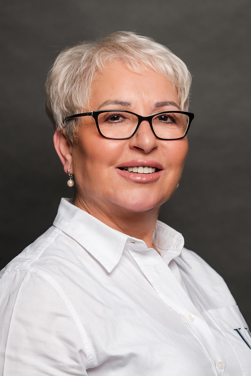 haarbörse friseur salon hennef portrait Dursane Akyzü